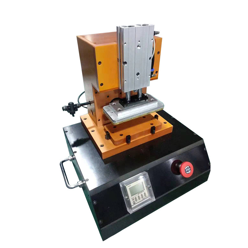 气动贴膜保压治具